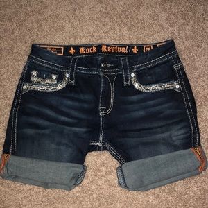 $10 Rock Revival Shorts! Size 26:)